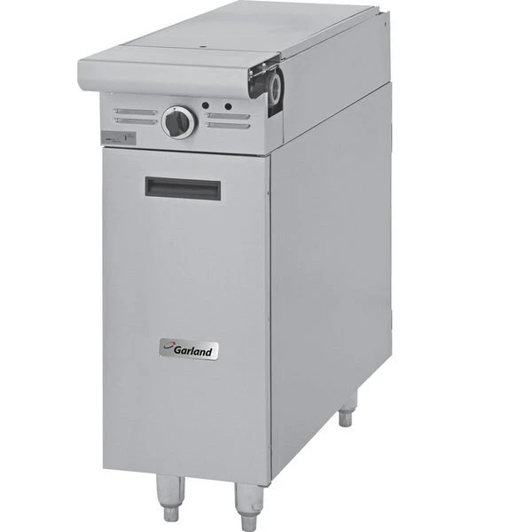 M6S Master Series Liq Propane Even Heat Hot Top 17in Range Attachment W Storage Base - 30000 BTU