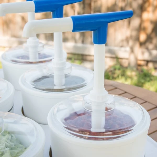 CARLISLE Coldmaster Coldcrock Pump Lid, PK2 - Image 4