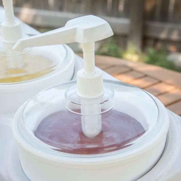 CARLISLE Coldmaster Coldcrock Pump Lid, PK2