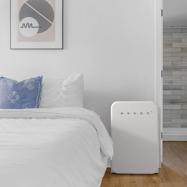 Husky Retro 3.7 Cu.Ft/106L Mini Fridge, White - Image 6