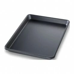 Quarter-Size Sheet Pan